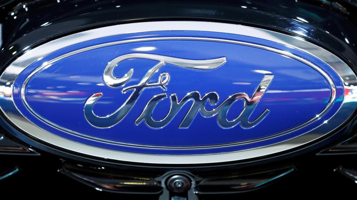 Ford Stock Plunges 12% as Wider Electric Vehicle Losses Take Toll