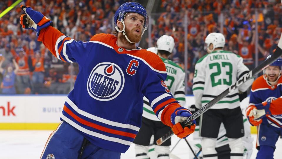 NHL: Stanley Cup Playoffs-Dallas Stars at Edmonton Oilers