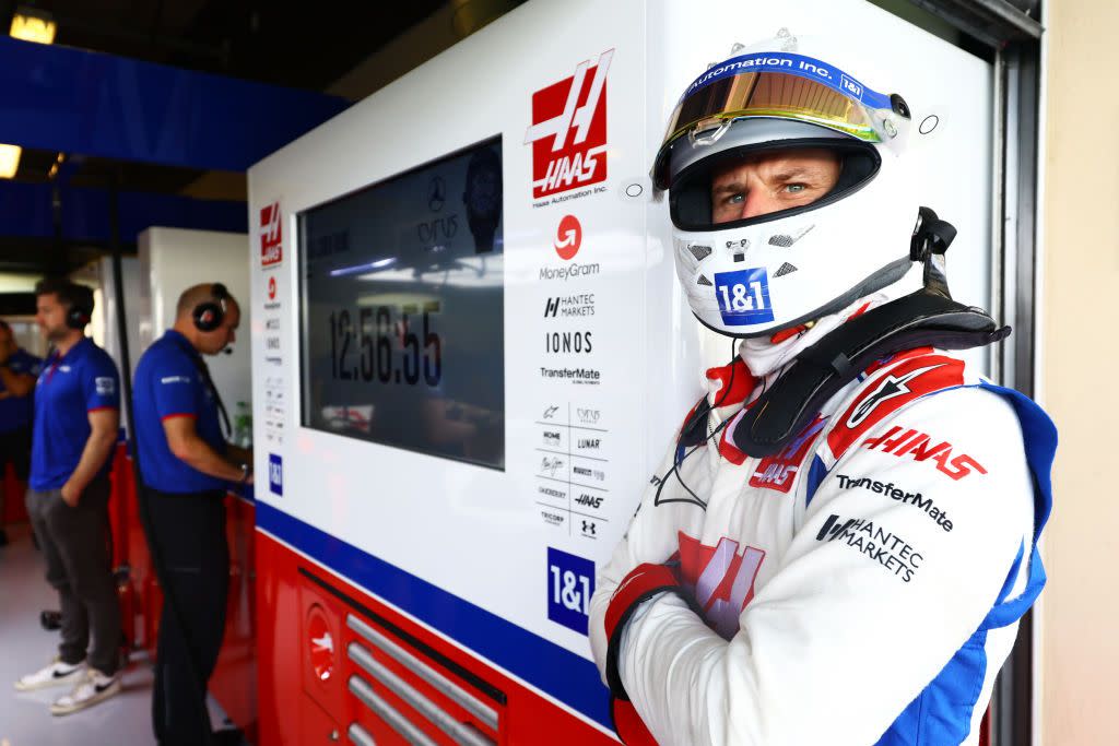 formula 1 testing in abu dhabi day one