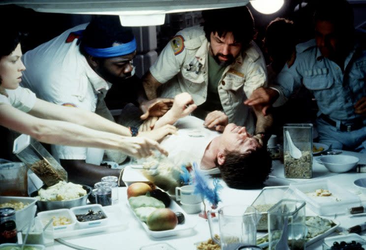 Eine Szene aus dem Kino-Klassiker: Sigourney Weaver in „Alien“. (Bild: Splash News)