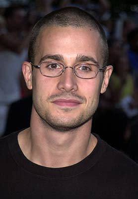 Freddie Prinze Jr. at the Los Angeles premiere of Miramax's The Others