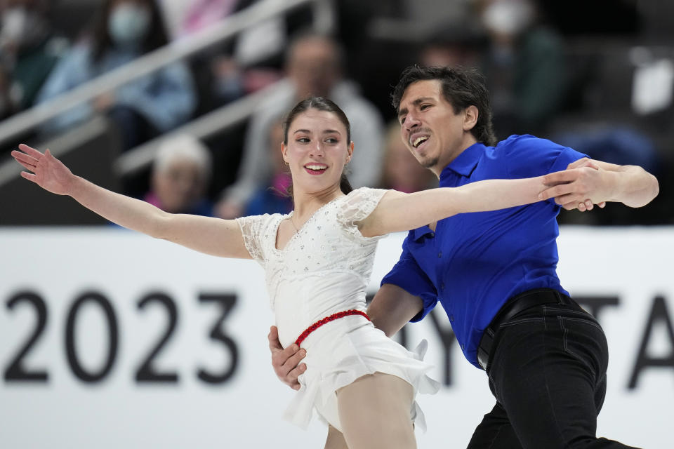 Valentina Plazas and Maximiliano Fernandez compete in the pairs short program at the U.S. figure skating championships in San Jose, Calif., Thursday, Jan. 26, 2023. (AP Photo/Godofredo A. Vásquez)