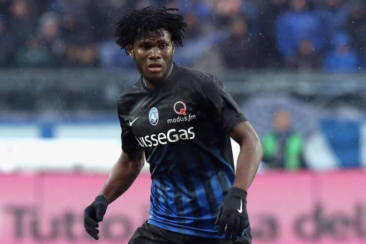 <p>Der neue „Yaya Toure“ wechselt wohl für 28 Millionen von Atalanta Bergamo zu Milan, schreibt „CalcioMercato.com“ exklusiv. Der 20-jährige Mittelfeld-Abräumer soll zwei Millionen im Jahr verdienen und einen Vier-Jahres-Vertrag unterschreiben. An Franck Kessie hatten auch Inter, Roma und Chelsea Interesse bekundet. (Getty Images)</p>