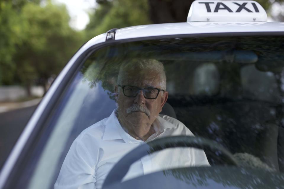 Stephen in taxi cab at Claremont - Claremont: A Killer Among Us (Paramount+)