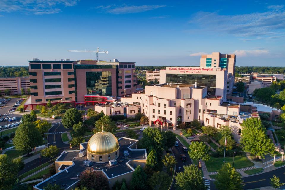 St. Jude Children's Research Hospital is partering with two Boston-based institutions to research the vulnerabilities in pediatric cancers and find new treatments.