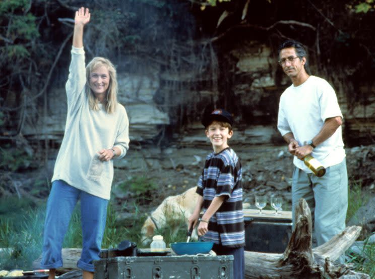THE RIVER WILD, Meryl Streep, Joseph Mazzello, David Strathairn, 1994, (c) Universal/courtesy Everett Collection