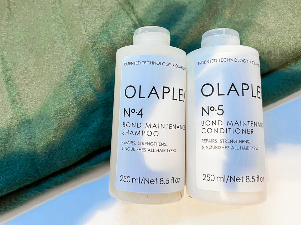 a photo of olaplex shampoo and conditioner