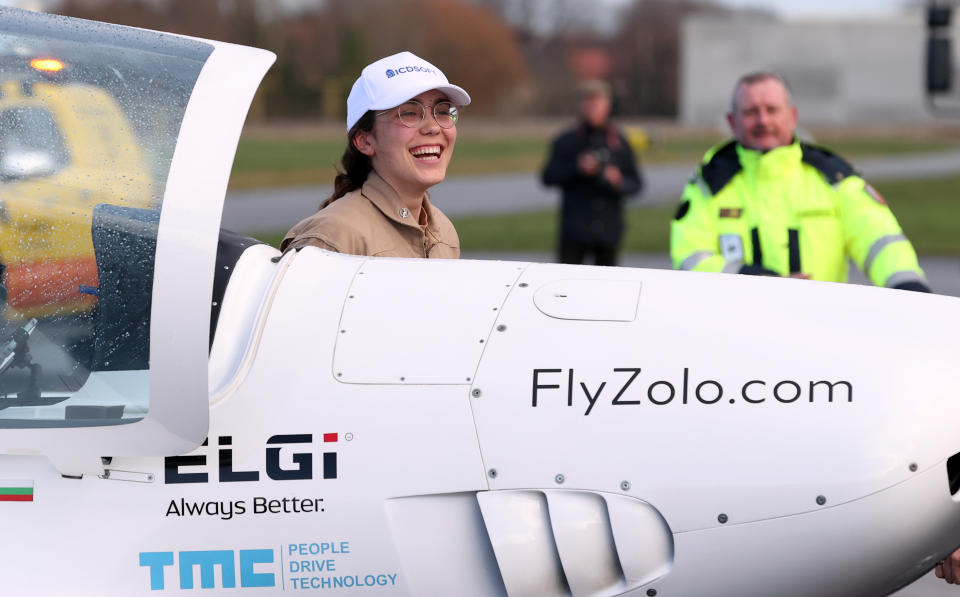 19 year-old Belgian-British pilot Zara Rutherford lands after her solo round-the-world trip, on January 20, 2022. (Photo by Dursun Aydemir/Anadolu Agency via Getty Images)