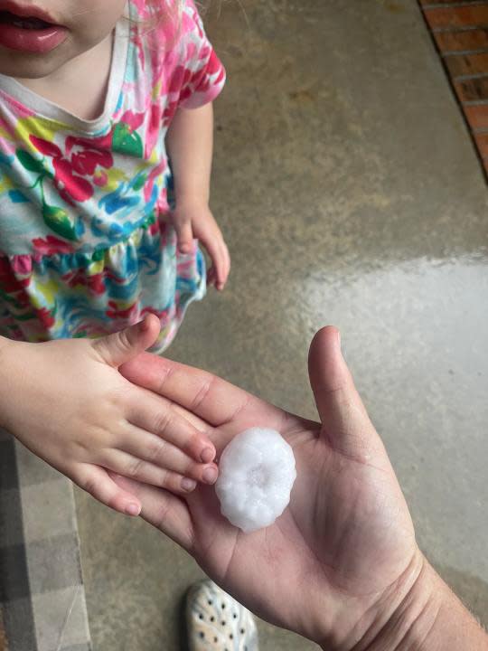 Valley Center hail at 5:40 p.m. on April 30, 2024 (Courteys: Chase Lumley)