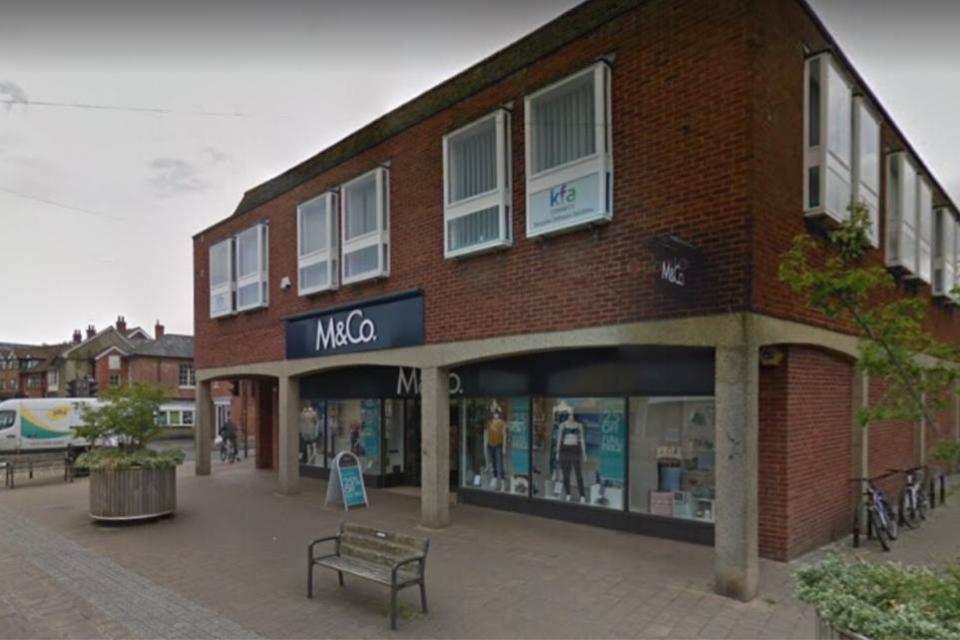 Bournemouth Echo: tienda M&Co en Southampton Road, Ringwood