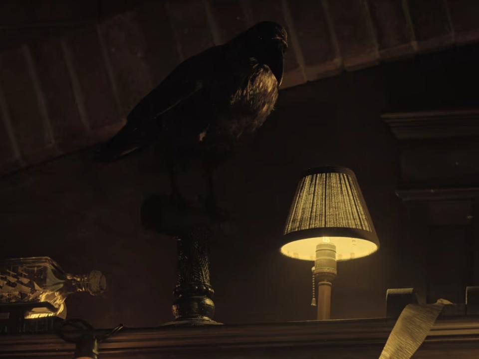 the Raven statue in Verna's bar in "The Fall of the House of Usher"