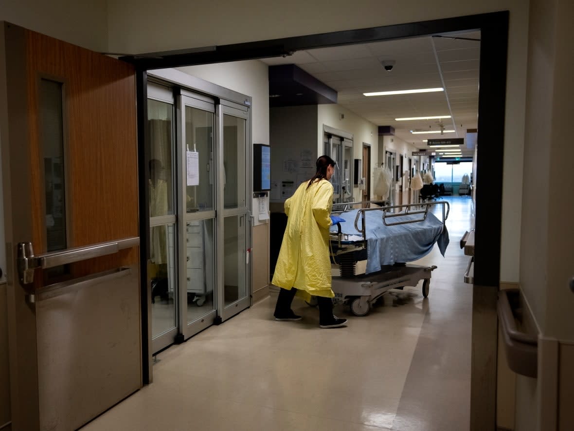The two health networks in New Brunswick show a total of 96 COVID-19-related hospitalizations. (Nathan Denette/The Canadian Press - image credit)