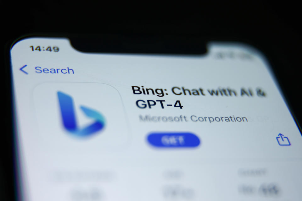 El icono de Bing que se muestra en la pantalla de un teléfono. (Foto de Jakub Porzycki/NurPhoto vía Getty Images)