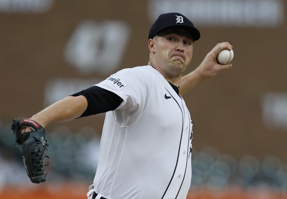 Top Fantasy Baseball Pitchers in 2024 Predictions and Standout