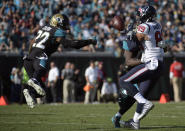 <p>Jacksonville Jaguars cornerback Aaron Colvin (22) breaks up a pass intended for Houston Texans tight end Stephen Anderson (89) during the first half of an NFL football game, Sunday, Dec. 17, 2017, in Jacksonville, Fla. (AP Photo/Phelan M. Ebenhack) </p>