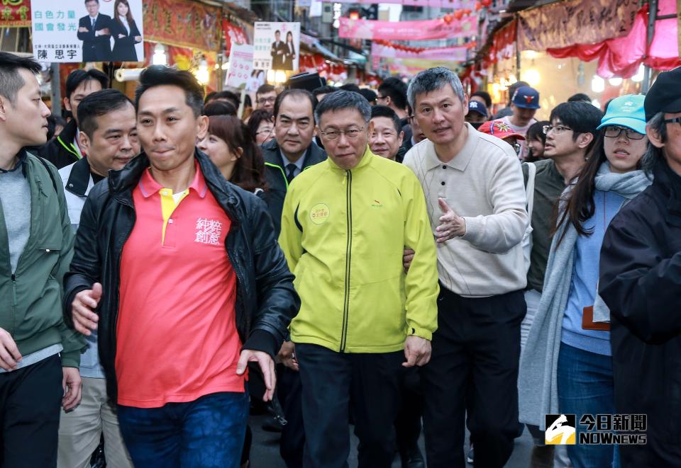 面對民進黨的攻擊，台北市長柯文哲怨說，「每天把我當假想敵，很倦。」（資料照／NOWnews）