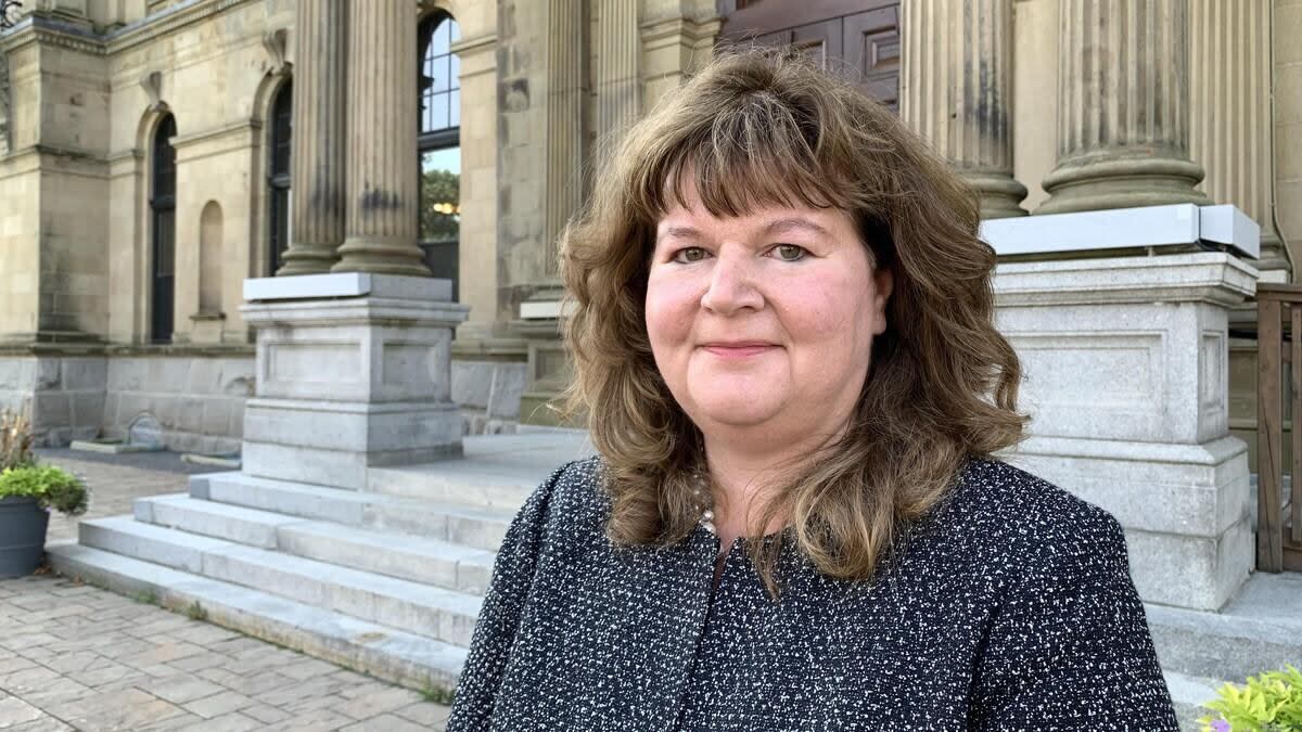 Former deputy auditor general Janice Leahy alleges in a court filing that her firing earlier this year was 'retaliatory.'  (Pascal Raiche-Nogue/Radio-Canada - image credit)