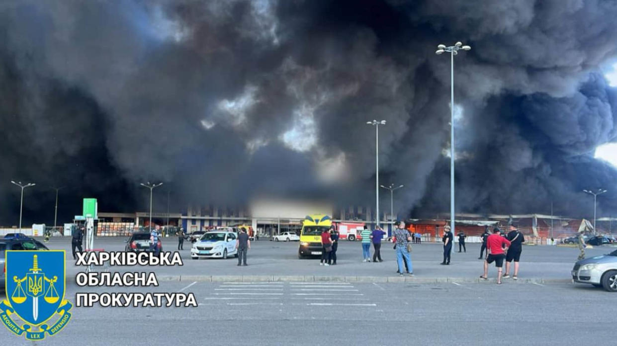 The home improvement hypermarket in Kharkiv ablaze due to the Russian strike on 25 May. Photo: Kharkiv Oblast Prosecutor’s Office