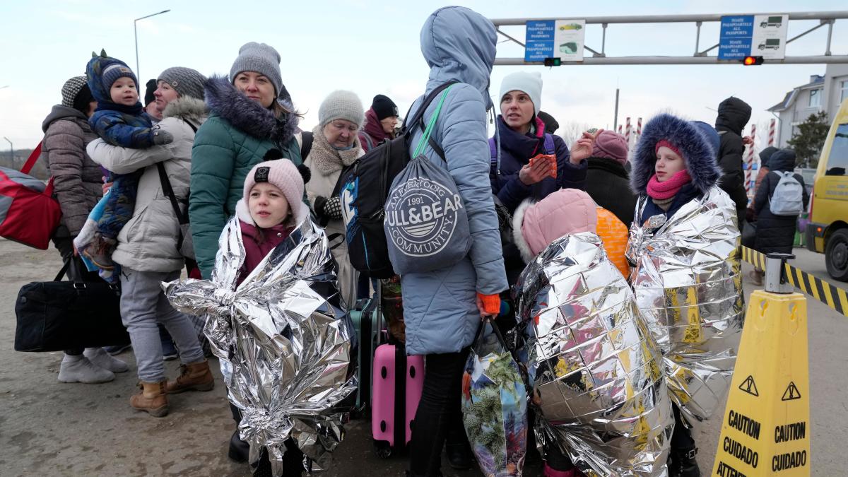 free train travel for ukrainian refugees wales