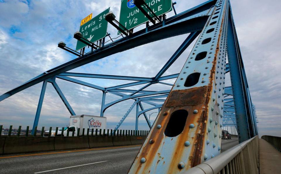 The Tri-Cities’ busiest Columbia River span, the blue bridge, is getting a $33.5 million paint job starting in January. The painting project will snarl traffic for a full year.