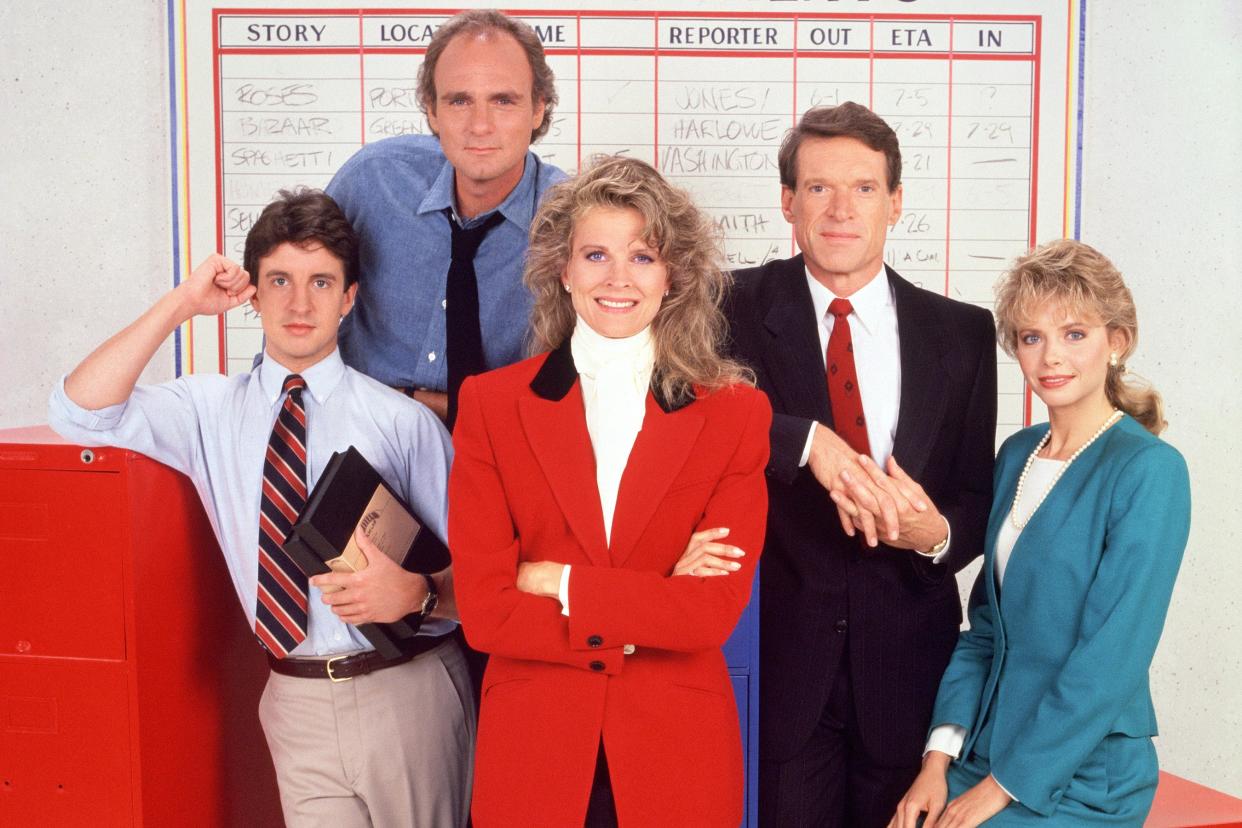 The original cast of <em>Murphy Brown.</em> (Photo: CBS)