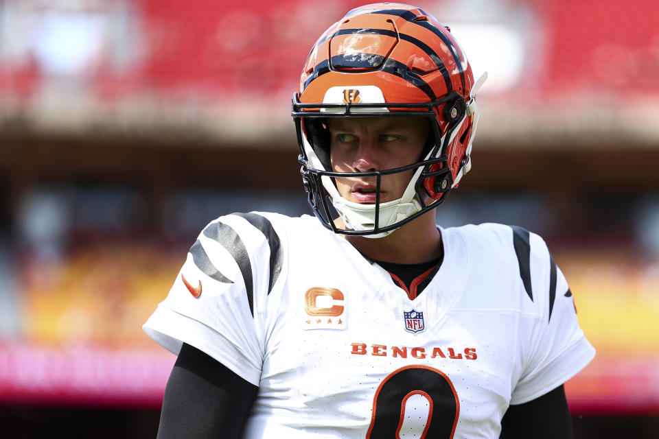 KANSAS CITY, MO - SEPTEMBER 15: Joe Burrow #9 of the Cincinnati Bengals warms up before an NFL football game against the Kansas City Chiefs at GEHA Field at Arrowhead Stadium on September 15, 2024 in Kansas City, Missouri. (Photo by Kevin Sabitus/Getty Images)