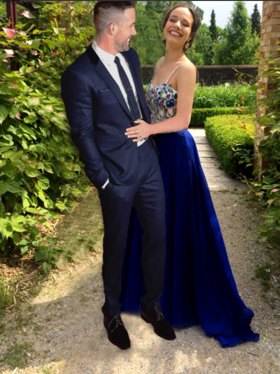 This teen photoshopped Ryan Reynolds into her prom pic