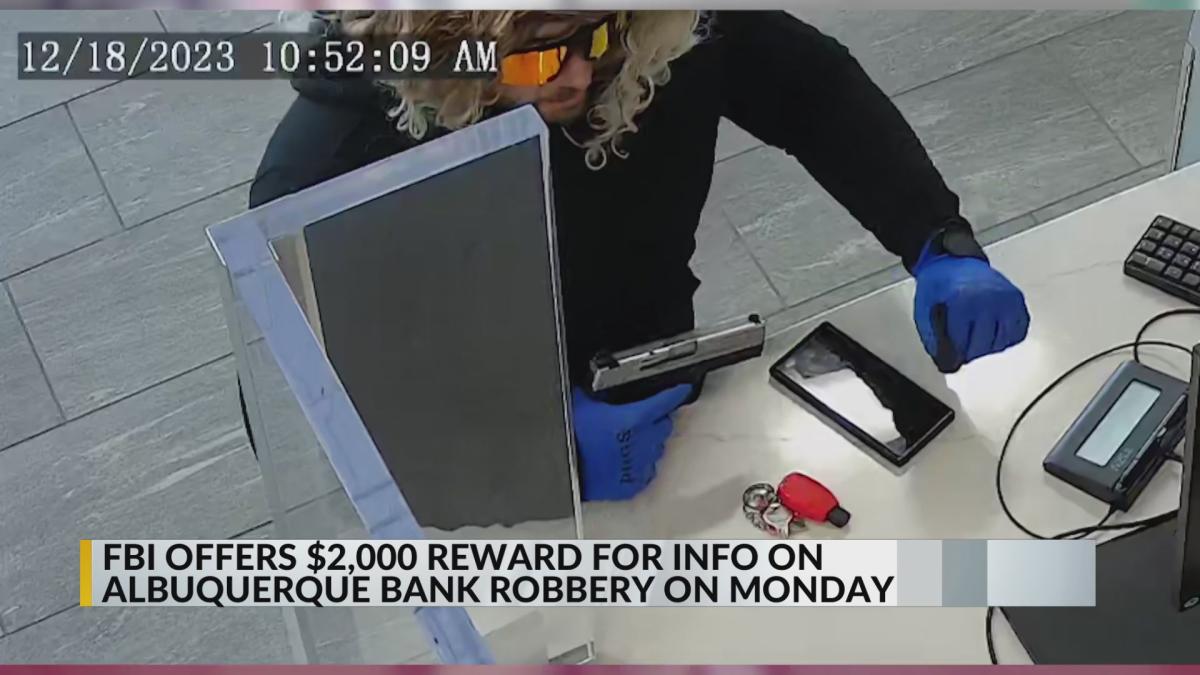 FBI looking for Albuquerque credit union robber