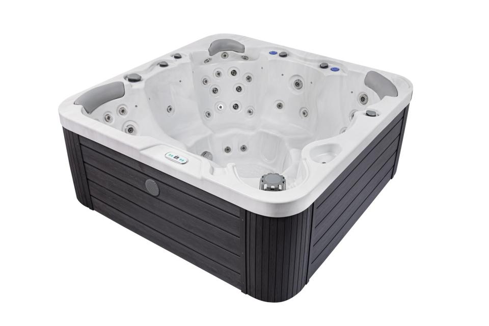 Bueno spa jacuzzi, family gift ideas