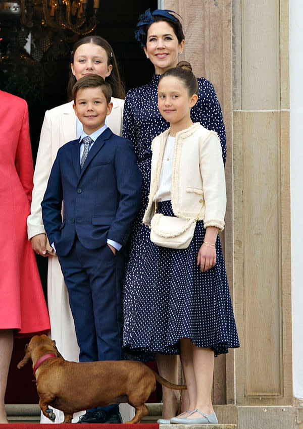 Josephine de Dinamarca con falda de lunares y chaqueta de tweed