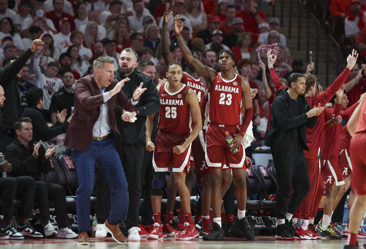 AP basketball Top 25 Purdue takes top spot after Alabama knocks off Houston