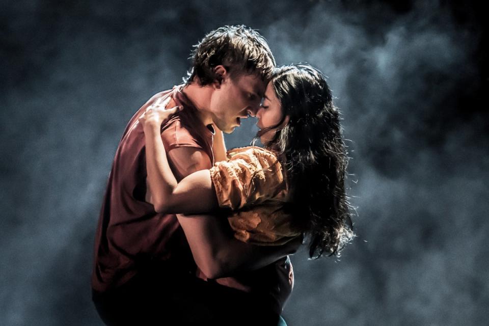 Paul Mescal and Anjana Vasan in A Streetcar Named Desire (Marc Brenner)