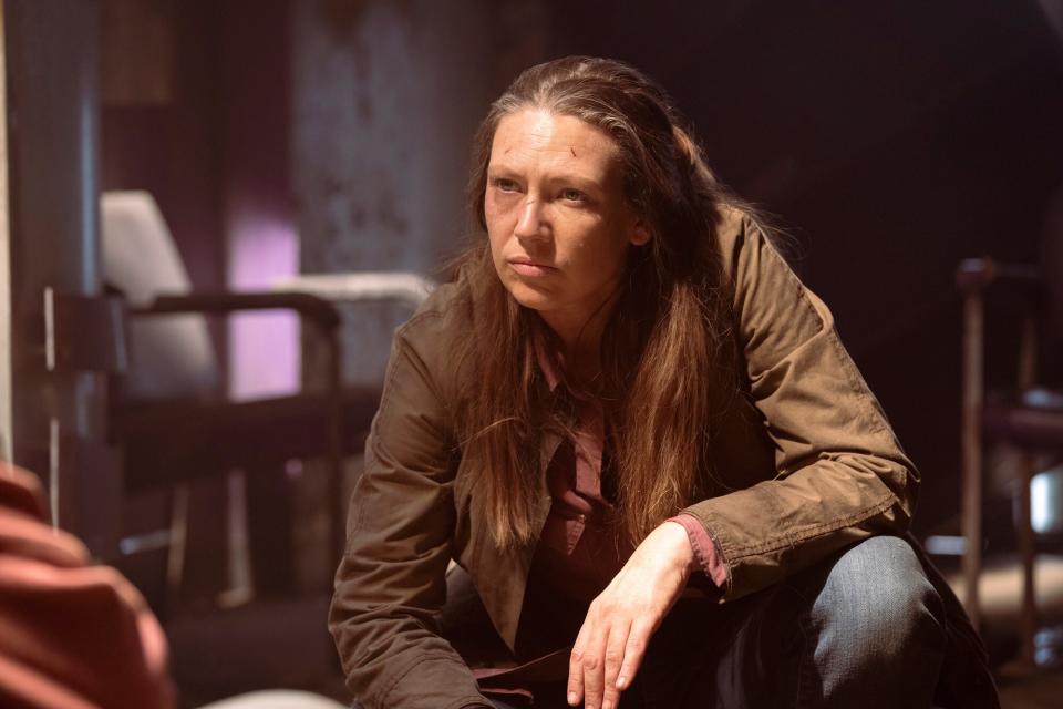 Anna Torv - The Last of Us Season 1 - Episode 2