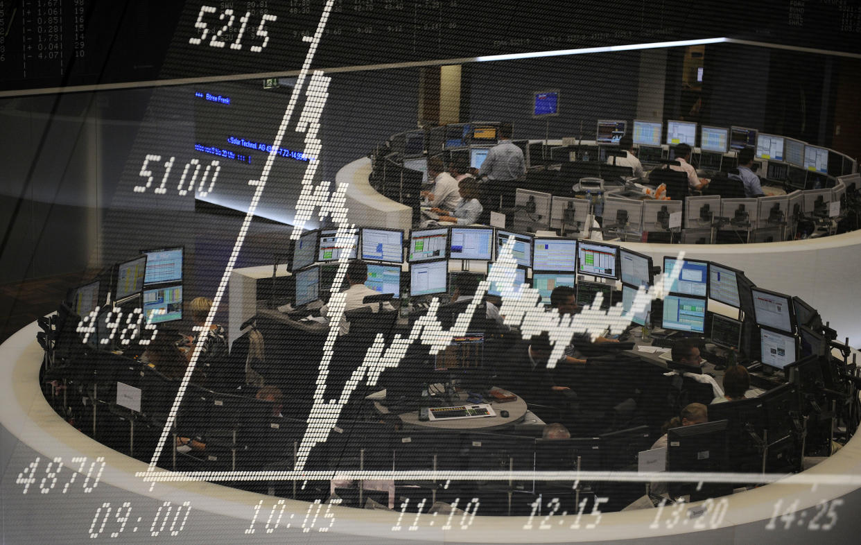 A Deutsche Bank survey found that the biggest risk to the current relative market stability was new variants of COVID-19 that bypass vaccines. Above, traders at Frankfurt's stock exchange, Germany. Photo: Rafael Henrique/SOPA/LightRocket via Getty/Kai Pfaffenbach