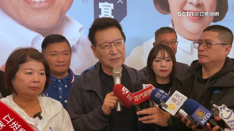 趙少康質疑國防部發布的國家及警報和總統大選有所牽連。