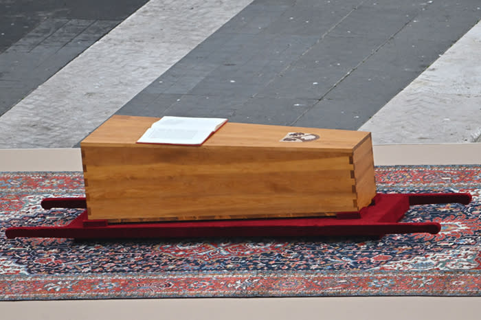 Funeral de Benedicto XVI en San Pedro del Vaticano