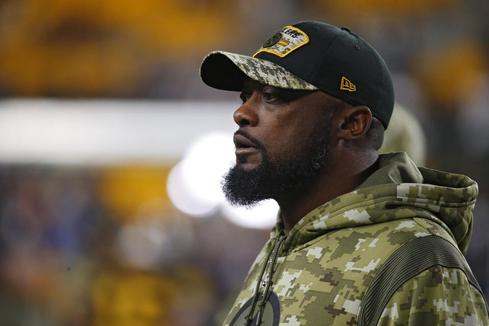 PITTSBURGH, PENNSYLVANIA - NOVEMBER 08: Head coach Mike Tomlin of the Pittsburgh Steelers looks on before his team plays against the Chicago Bears at Heinz Field on November 8, 2021 in Pittsburgh, Pennsylvania. (Photo by Justin K. Aller/Getty Images)