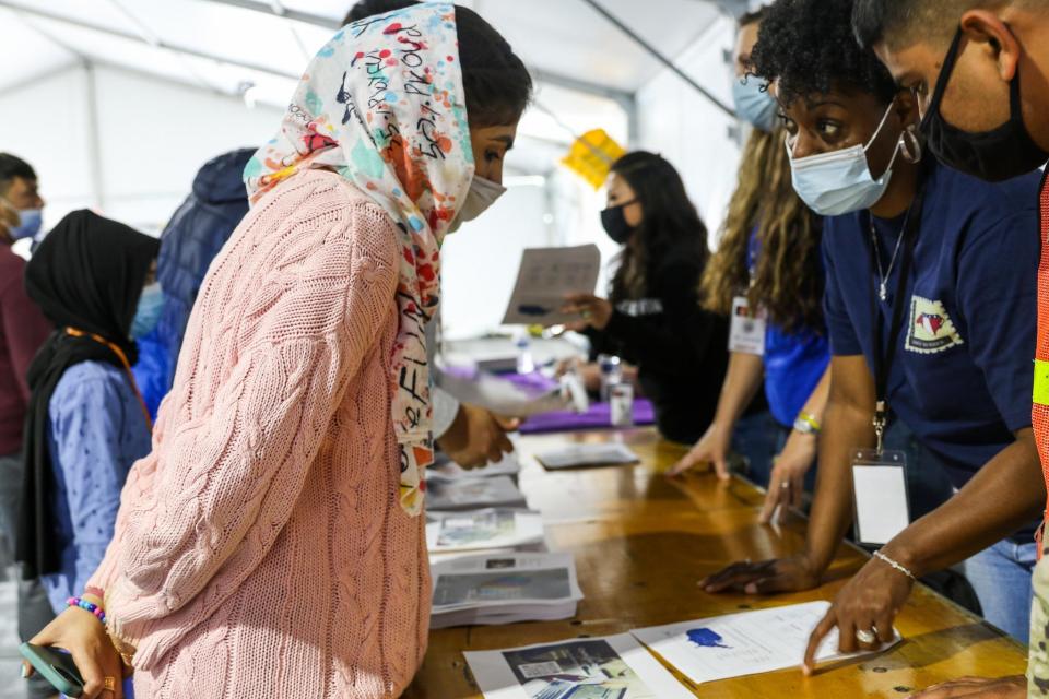 Nongovernmental organizations hold an employment workshop for Afghan evacuees at Fort Lee, Virginia, on November 10, 2021. / Credit: U.S. Army photo by Staff Sgt. Matthew Lumagui / 14th Public Affairs Detachment