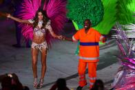 <p>Model Izabel Goulart and Renato Sorriso lead dancers on stage during the Closing Ceremony on Day 16 of the Rio 2016 Olympic Games at Maracana Stadium on August 21, 2016 in Rio de Janeiro, Brazil. (Photo by Alexander Hassenstein/Getty Images) </p>