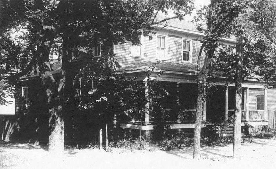 The Mance House was moved in 2008 to make way for new dormitories.