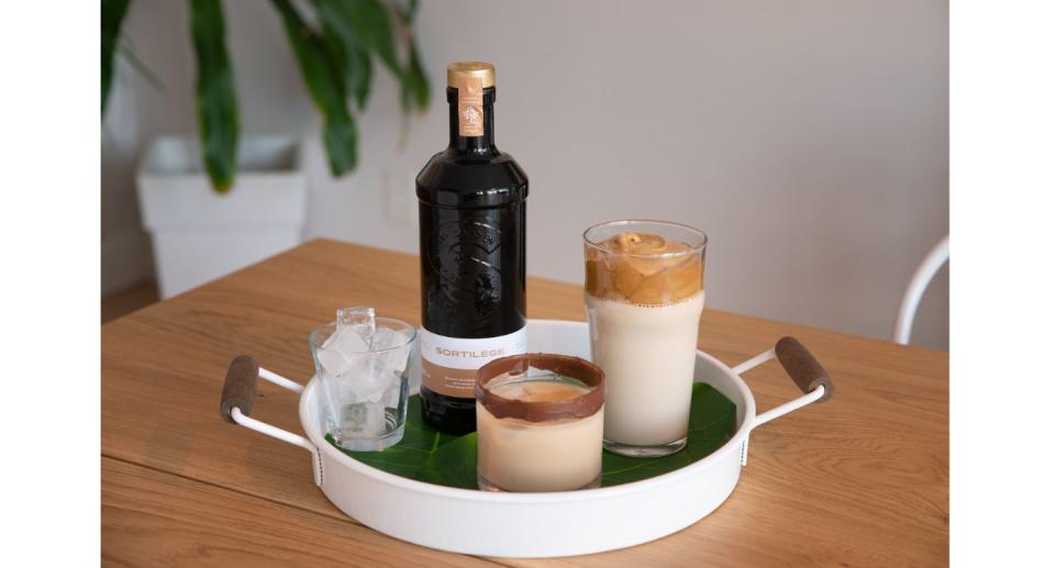 Sortilege Maple Cream Liqueur on tray with drinks