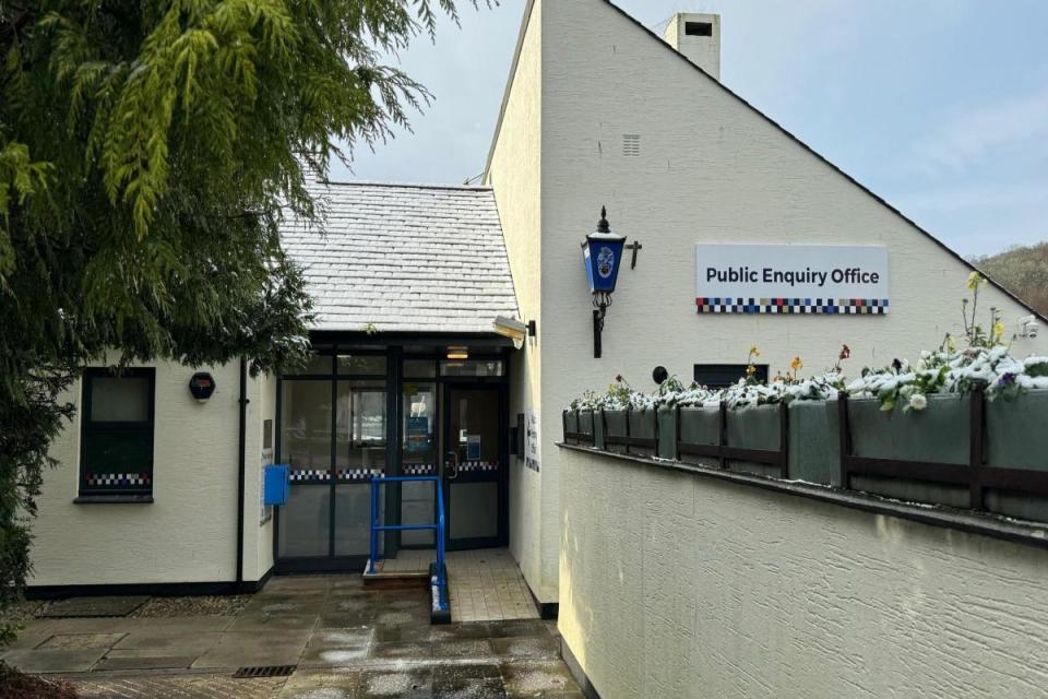 The public enquiries office in Looe is now open i(Image: Devon and Cornwall Police)/i