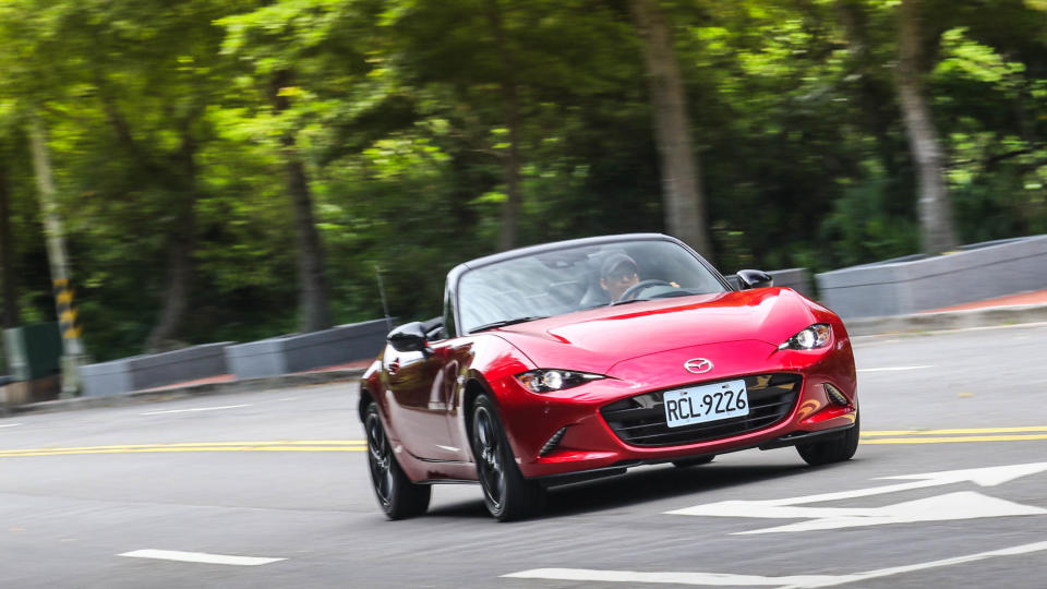 沒想要五育並重，Mazda MX-5 MT 只想留在 B 段班