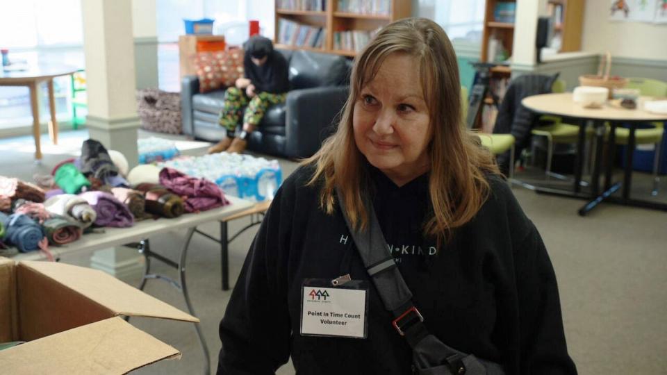 PHOTO: Mindy Woods lived in a YWCA shelter when she experienced homelessness, and she now volunteers with the organization to conduct the Point-in-Time count. (ABC News)