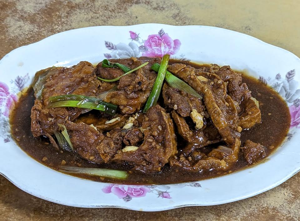 Braised fried tofu and fish at Peng Nam Restaurant.