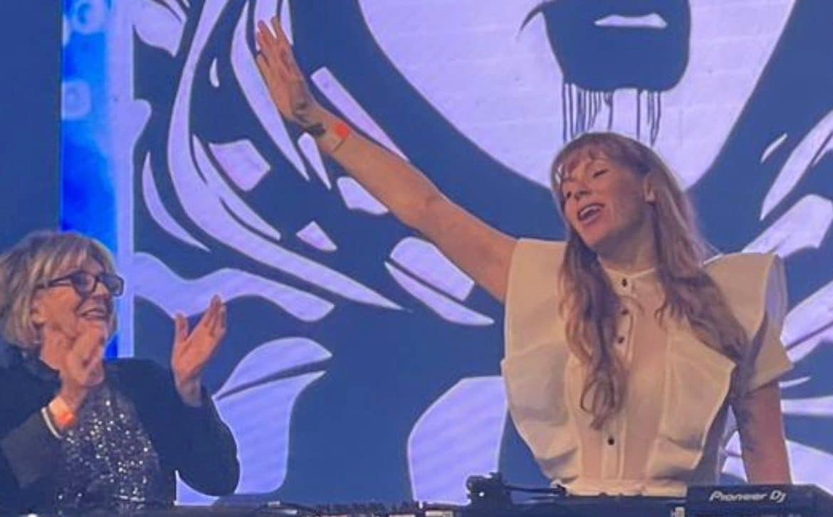 Angela Rayner's DJ set in Manchester has been viewed more than 1.6m times on Twitter