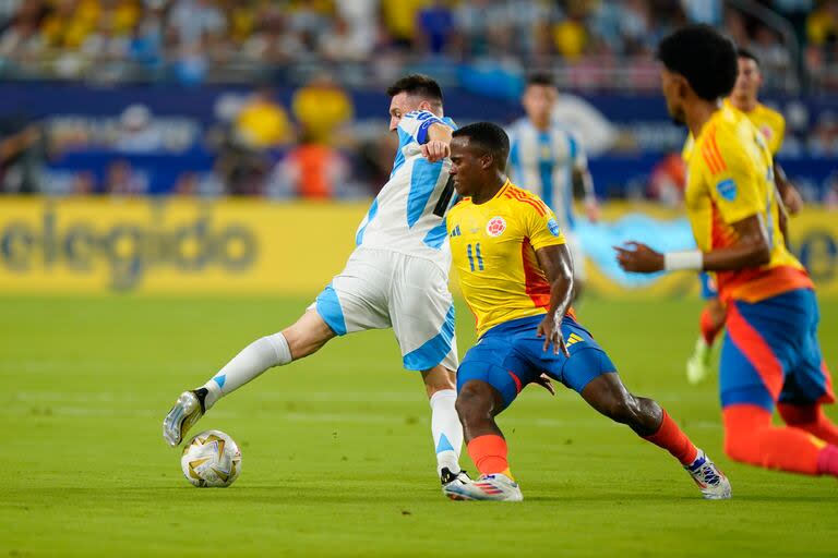 Final de la Copa América 2024
Argentina Colombia 
Lionel Messi Jhon Arias

