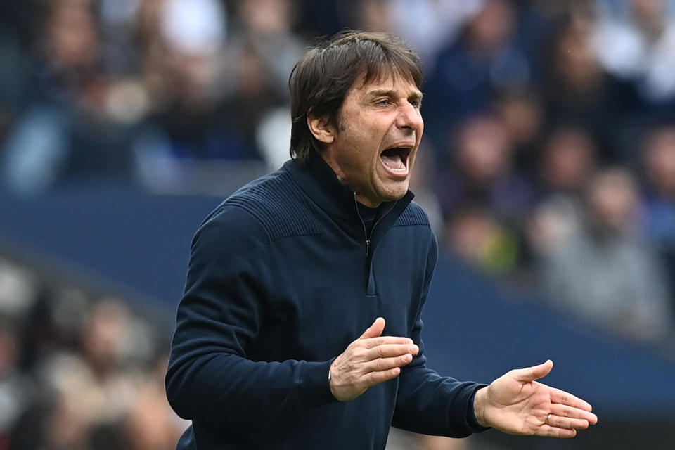 Antonio Conte could spring tactical surprise at Napoli