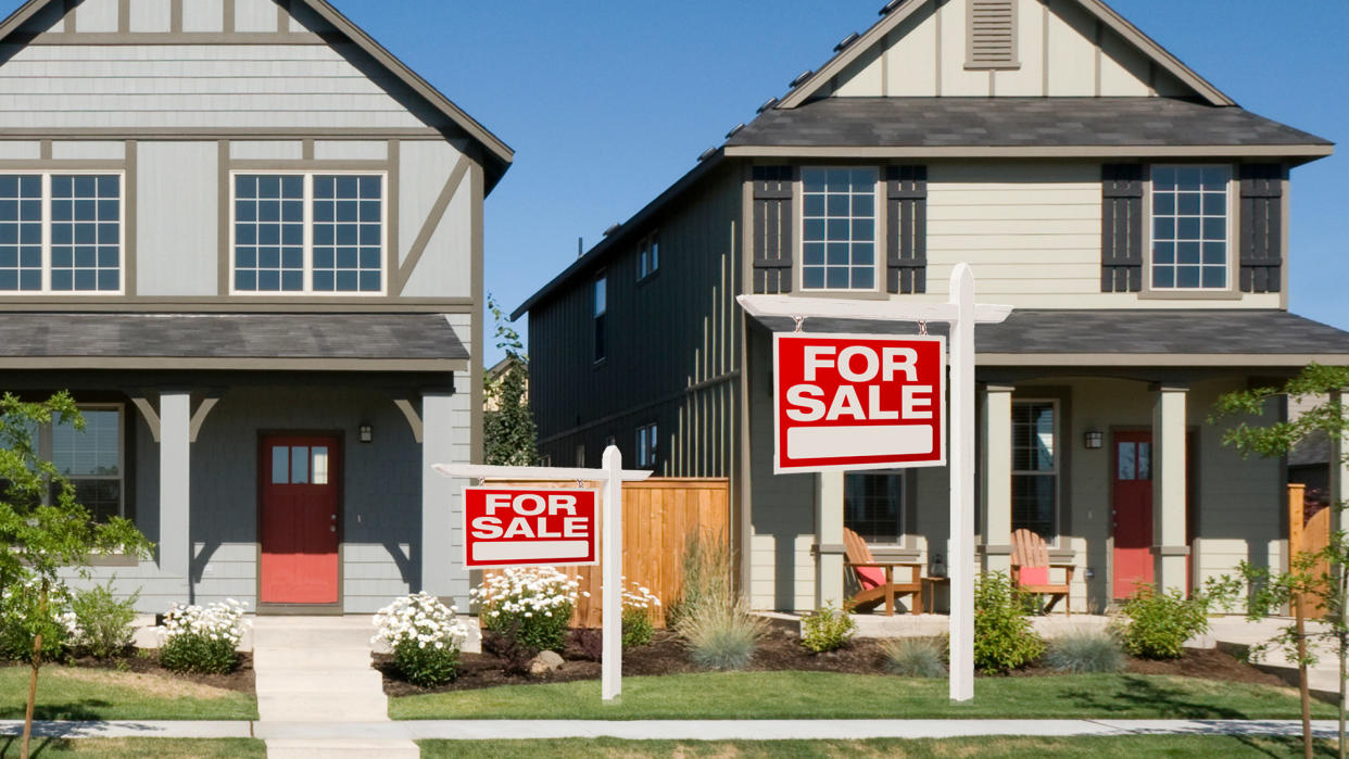 short sale sign