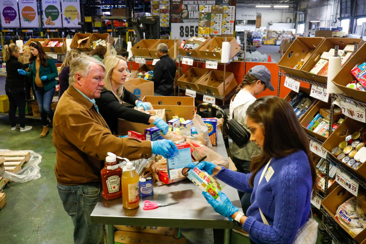 Tampa Bay charities struggle to retain holiday season volunteers